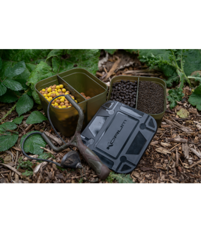 Divided Bait Tub