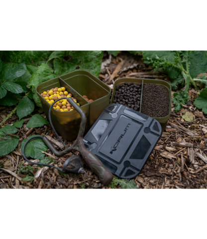 Divided Bait Tub